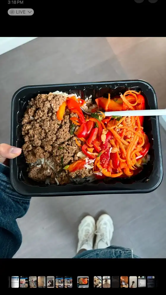 2 Guys with Knives creative